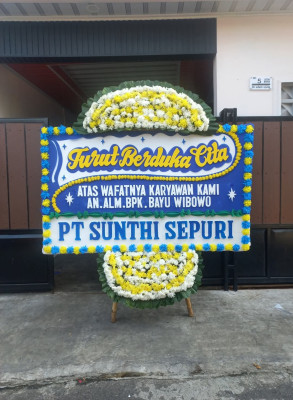 Papan Bunga Duka di Banyubiru